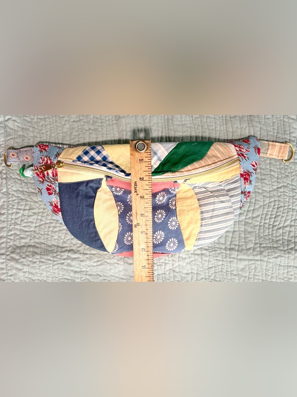 Handmade Medium-Sized Vintage Quilted Bum-Bag / Crossbody - Picture 5 of 6